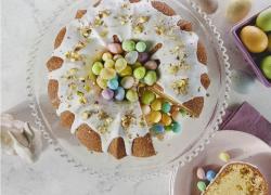 Wow Your Easter Guests With A Very Easy Spring Surprise Cake! Wow Your Easter Guests With A Very Easy Spring Surprise Cake!